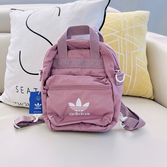 Adidas 2 Ways Backpack & Crossbody - Picture 2 of 10